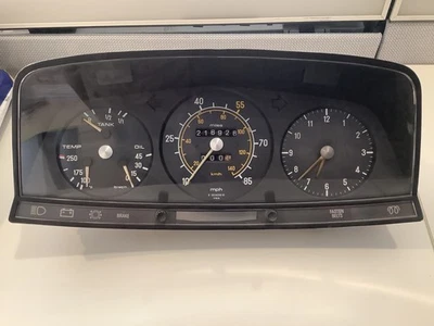 Cuadro de instrumentos velocímetro 77-85 Mercedes-Benz 240D 300D medidor de velocidad Foto 1 de 4