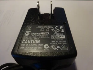 MOTOROLA AC POWER SUPPLY FMP5202A 07089-11-0838738-B-B 5V 850mA - Photo 1/1