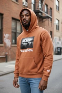 Neu mit Etikett HSTRY by NAS braun Grafik Hoodie Sweatshirt We All God’s Children” Größe 2X - Bild 1 von 5