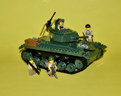Retired COBI WWII M-24 CHAFFEE Tank Building Set #2457 w/ BRICKMANIA Figures - Image 1 of 4