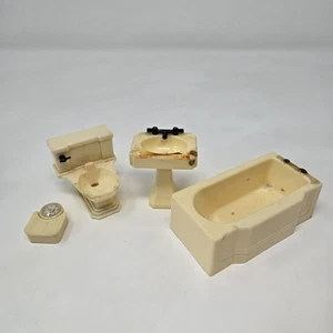 Set bagno beige mobili casa delle bambole marca rinnovamento vintage - Foto 1 di 10