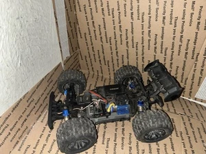 Hosim RC Auto Maßstab 1:16 Monstertruck Brushless Motor für Teile oder Reparaturen - Bild 1 von 7