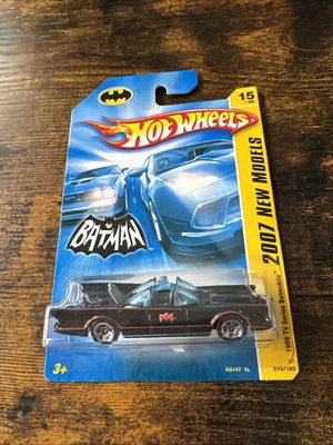 Hot Wheels 2007 Batmobile #15/180 (2007 New Models) Very Good Card w/HARDCASE 👀 - Image 1 of 4