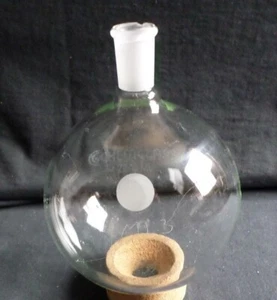 Chemglass 2000mL Glass Heavy Wall Round Bottom Flask 24/40 Joint Chip CG-1506-25 - Picture 1 of 5