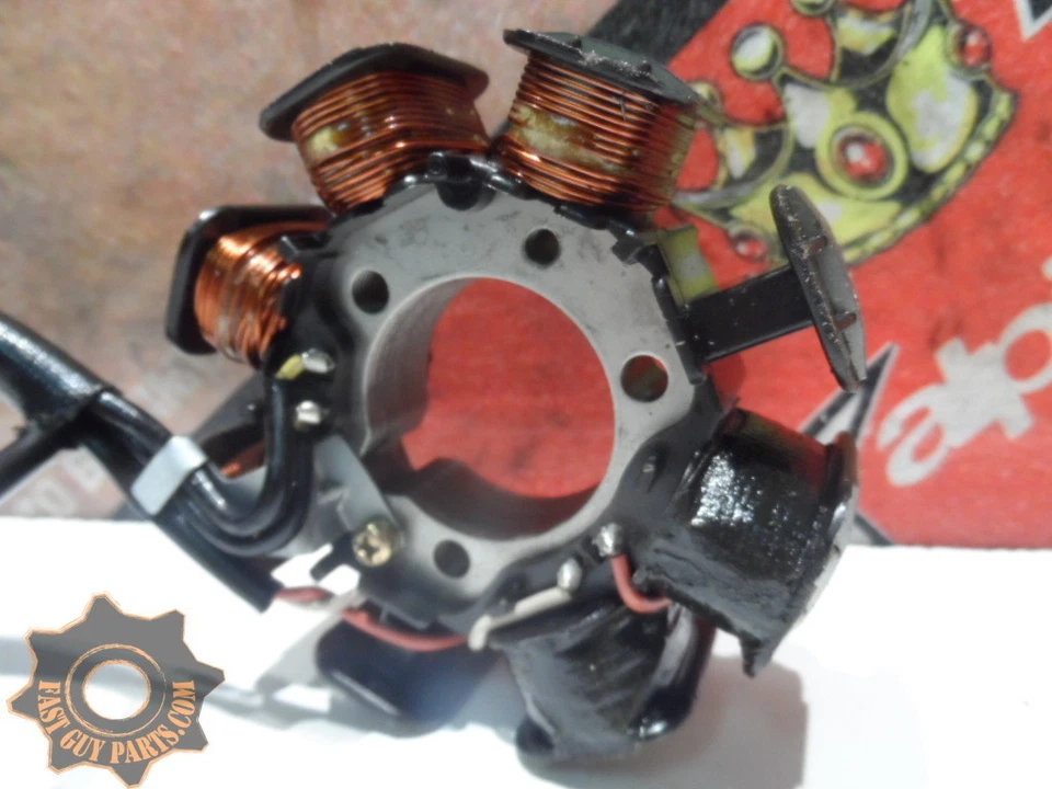 Kawasaki KLX 250 1995 OEM ESTATOR DE ENCENDIDO 95KLX 250R Foto 1 de 4