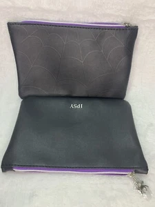 2 BORSE TRUCCO NUOVE ASSORTITE (A RETE) - Foto 1 di 3
