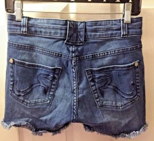 ROCK & REPUBLIC Jean Shorts Bonnaroo Denim Cut Off Blue Frayed Sz 2 Daisy Dukes - Picture 1 of 7