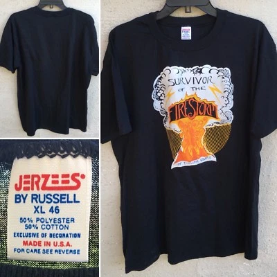 Camiseta De Colección Sobreviviente De La Tormenta De Fuego Del Condado De Tuolumne Jerzees Por Russell Foto 1 de 4