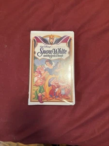 Snow White and the Seven Dwarfs (VHS, 1994) – Walt Disney’s Masterpiece Collecti - Picture 1 of 1