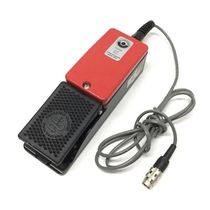 Bernstein F1-U1Z 606.1100.005 Single Pedal Foot Switch SPDT 3A 240VAC IP65 - Picture 1 of 7