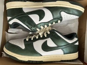 Size 11 - Nike Dunk Low Vintage Green W - Picture 1 of 5