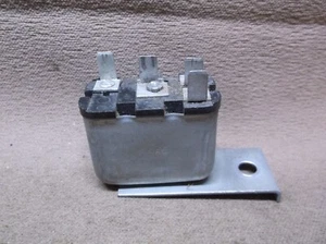 1971 1972 1973 MERCURY COUGAR XR7 XR-7 LOW FUEL RELAY D1WY-10A968-AA - Picture 1 of 10