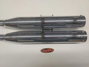 VANCE & HINES Take Off Softail Eliminator Slip On Mufflers 16712 - Picture 1 of 6