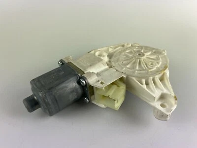 Mercedes Benz C Class W204 Front Left Door Window Regulator Motor A2048200142 - Image 1 of 4
