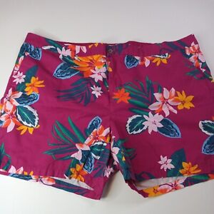 Old Navy Shorts Women's 26 Plus Everyday Purple Floral Print 7 Inseam Spring