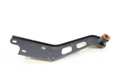 Soporte de montaje de escape delantero izquierdo Jeep Grand Cherokee WK 2014-2022 OEM 68166084AA Foto 1 de 4