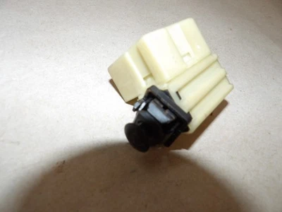 Interruptor de luz de freno sin control de crucero Jeep Cherokee XJ 1997-2001 04671336 Foto 1 de 2