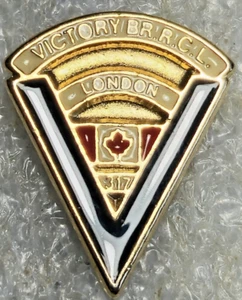 Vintage Victory Br R.C.L. London 317 Lapel Pin Gold Tone Metal Collectible - Bild 1 von 4