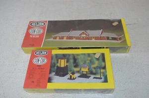 Lot of 2 Con-Cor N Scale Building Kits 639 Railway Station 620 Accessories - Picture 1 of 4