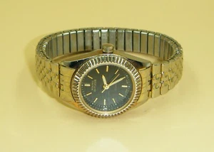 Montres de FLEUR Ladies Quartz Watch New Batt. Expandable Band - Picture 1 of 11