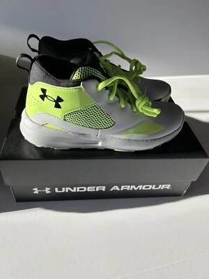 Under Armour  GS Lockdown 5 Boys Youth Size 7 Sneakers Shoes Gray & Green NIB - Image 1 of 4