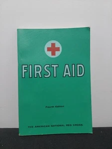Vtg 1957 American Red Cross First Aid Textbook - Fourth Edition - Foto 1 di 8