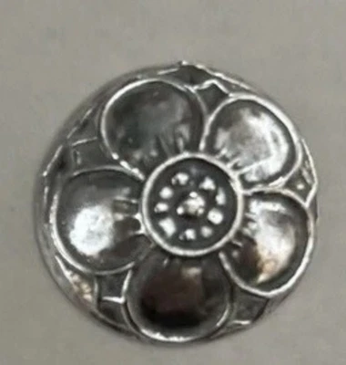 Vintage Pewter Buttons 8 Excellent Quality!🌸 3/4” Norwegian Marked T-P B - Image 1 of 3