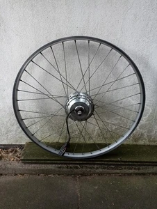 E-Bike Vorderrad 28 Zoll Front Motor  25,9V , 250W . - Bild 1 von 6