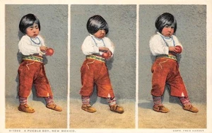 Cartolina d'epoca A Pueblo Boy, Isleta, New Mexico nativi americani indiani anni '10 - Foto 1 di 2