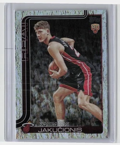 2025-26 Topps #220 Kasparas Jakučionis Sandglitter - Picture 1 of 2