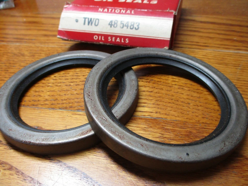 1956 57 58 59 60 61 62-71 + CHEVROLET & GMC TRUCK + Transmission Rear Seal + NOS Foto 1 de 1