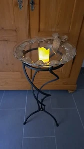 Schalenständer, Kranz- und Blumenständer aus massivem Eisen - Bild 1 von 9