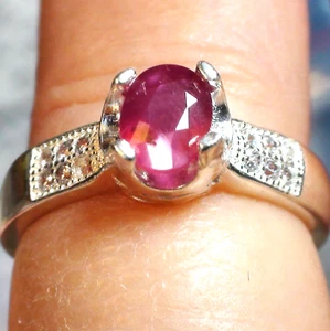 SCHÖN! 0,80ct NATÜRLICHER UNBEHEIZTER HOCHWERTIGER ROTER SAPHIR RING 925 SILBER. 5,5 - Bild 1 von 11