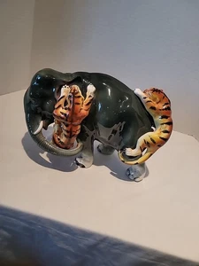 VINTAGE Wales Mid Century Tiger angreifender Elefant Porzellanfigur 12 Zoll Japan - Bild 1 von 24