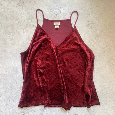 Y2K Burgundy Red Crushed Velvet Whimsigoth Holiday Layering Cami Tank Top M - Image 1 of 4