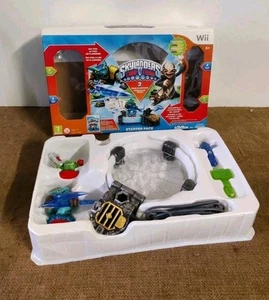 Skylanders Trap Team: Starter Pack (Nintendo Wii) Wii Skylanders Games - NO CD** - Foto 1 di 4