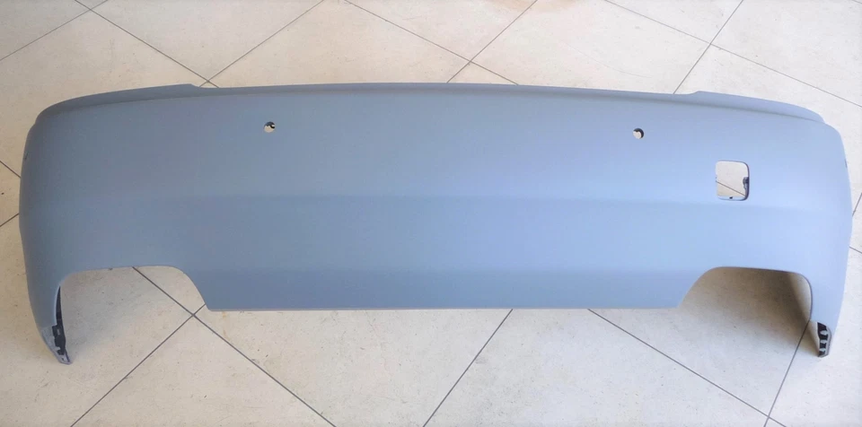 Cubierta de parachoques trasero 15-17 Rolls Royce Wraith RR5 Dawn RR6 51127312232 OE Foto 1 de 4