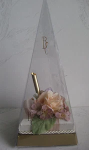 BEVERLY CLARK SAMMLUNG MAUVE ENGLISCHER GARTEN STIFTHALTER HOCHZEIT EMPFANG   - Bild 1 von 7