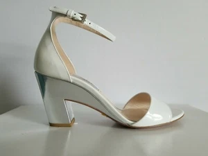 ZAPATOS PRADA ICÓNICOS BLANCOS CHAROL RECORTADO CUÑA TACÓN ÚNICO LOGOTIPO UE 38 I LOVE - Imagen 1 de 9