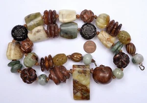 Vintage Chinese Jade Stone Carved Pendant Bead and Wood Netsuke Necklace - Picture 1 of 6