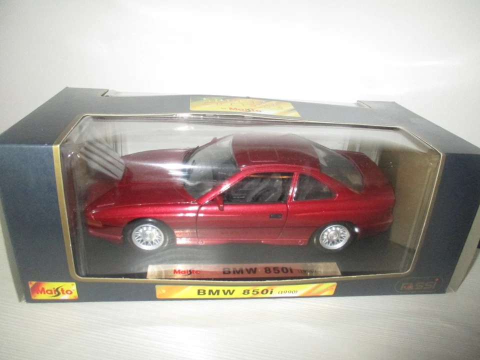 BMW 850i 1990 MAISTO SCALA 1/18 REF.98885 - Immagine 1 di 1