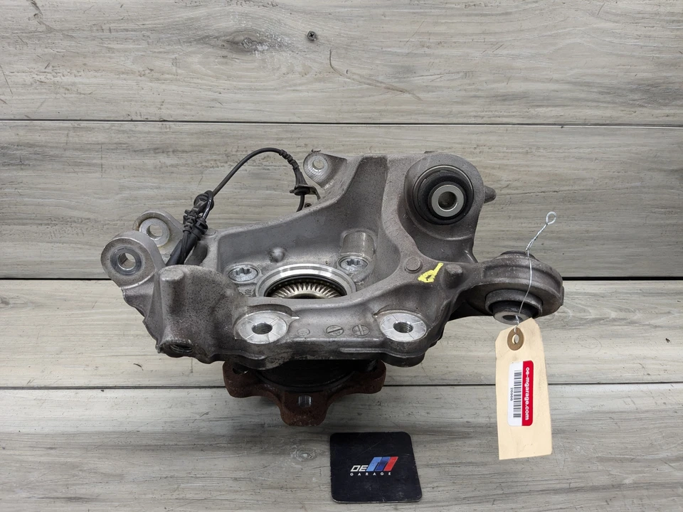 OEM BMW G29 Z4 REAR Right Passenger Side Hub Spindle Knuckle Bearing - Image 1 of 4