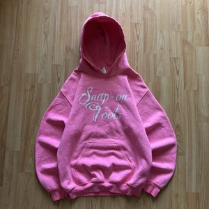 Felpa con cappuccio vintage Y2K donna Essential Country Snap On Tools rosa scritta taglia S! - Foto 1 di 7