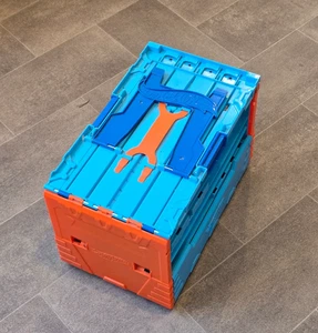 Hot Wheels Track Builder System Race Crate + 4 Cars in very good condition. - Picture 1 of 10