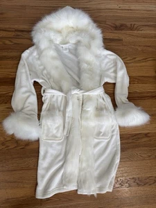 Pottery Barn Ombre Faux Fur Trim Hooded Robe Size Small Ouster White Plush - Picture 1 of 7