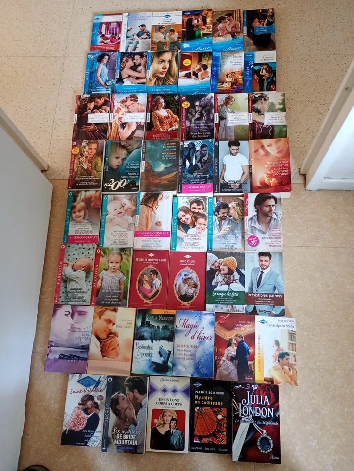 Lot de plus de 45 livres Collection Harlequin - Photo 1/4