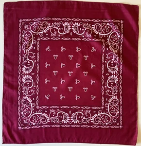 A Burgundy Red 21 Inch Square Paisley Design Vintage Bandana Scarf - Picture 1 of 4