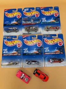 8 Hot Wheels 6 Are New Old Stock in Sealed Packages Assorted 1990's - Picture 1 of 17