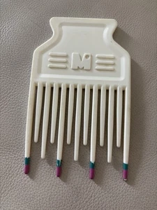Mebco Volume PICK Twice Dipped Wide Tooth Vtg 80-90’s WHITE/TURQUOISE AND PINK - Picture 1 of 3