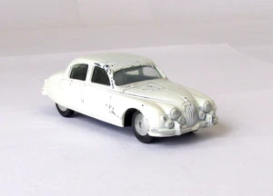 Vintage Corgi #208 Jaguar 2.4 Litre Saloon 1957 - Picture 1 of 8